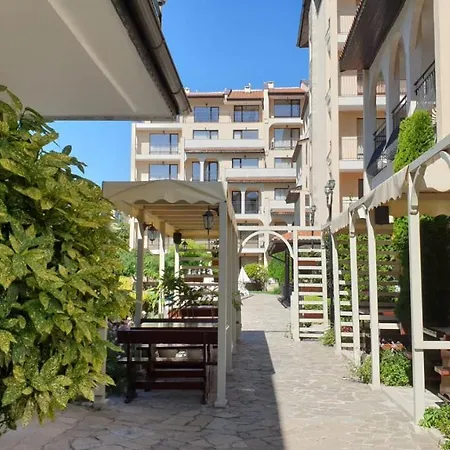 Rose Of Village Cacao Beach, Sunny Beach - Apartellocom סאני ביץ'